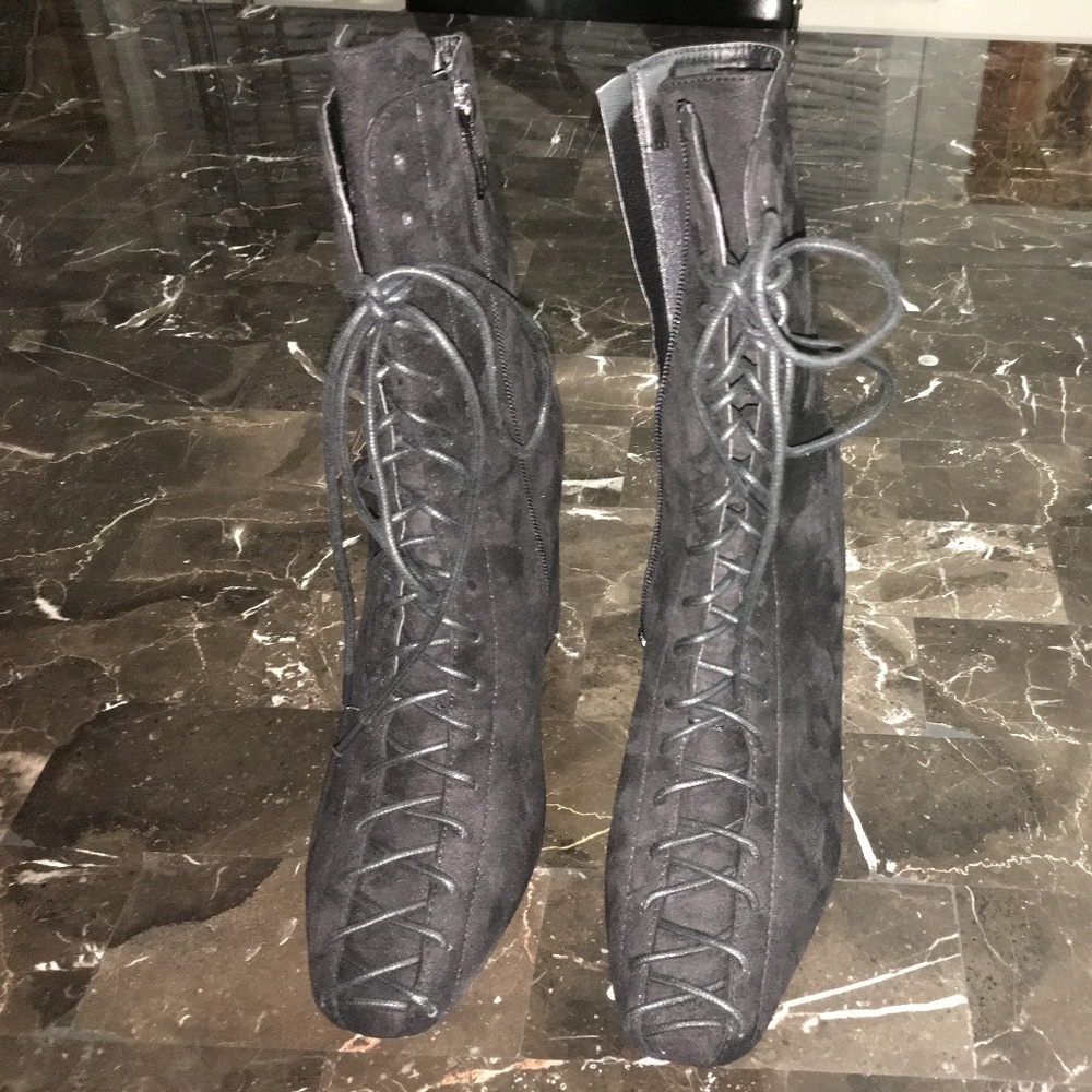 Cape Robbin Women Lace up Boots